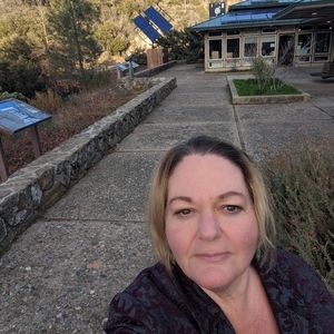 Meet your Posher, Diana